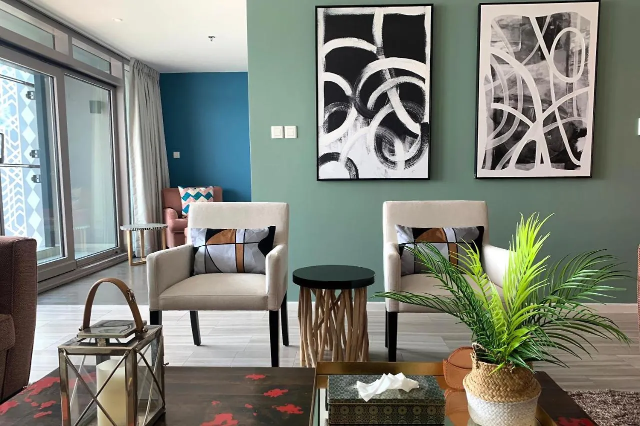 Water Views At Large Luxury One Bed Apartment Dubai United Arab Emirates